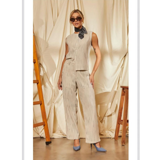 Viscolinho Set – Wide-Leg Pants and Top with Blue Stitching, Front-Button Shirt
