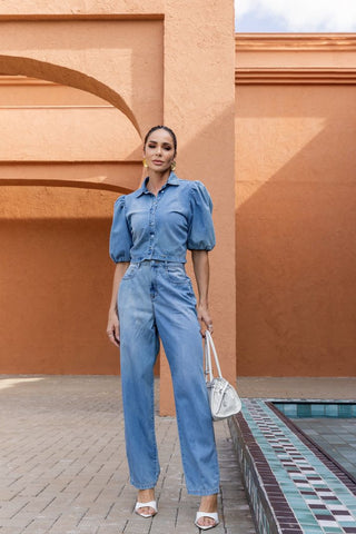 Brazilian Soft Straight-Leg Jeans