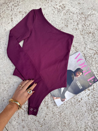 One-Shoulder Compression Body